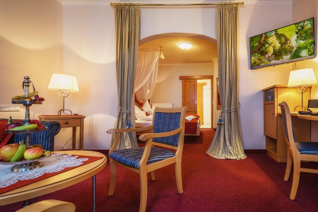 Altkölnischer Hof Hotel